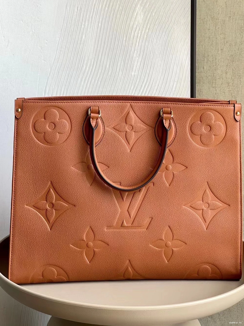 WIS LOUIS ONTHEGO GM VUITTON 1107